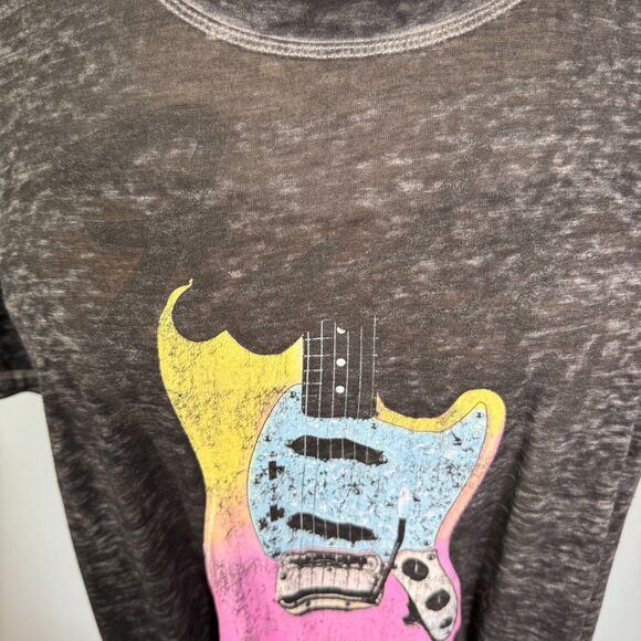 Fender Women's Neon Guitar T-Shirt, Size 4X, Short Sleeves, Gray, Lightweight - Picture 6 of 10
